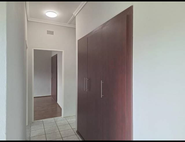 5 BEDROOM HOUSE FOR SALE IN BRENTHURST